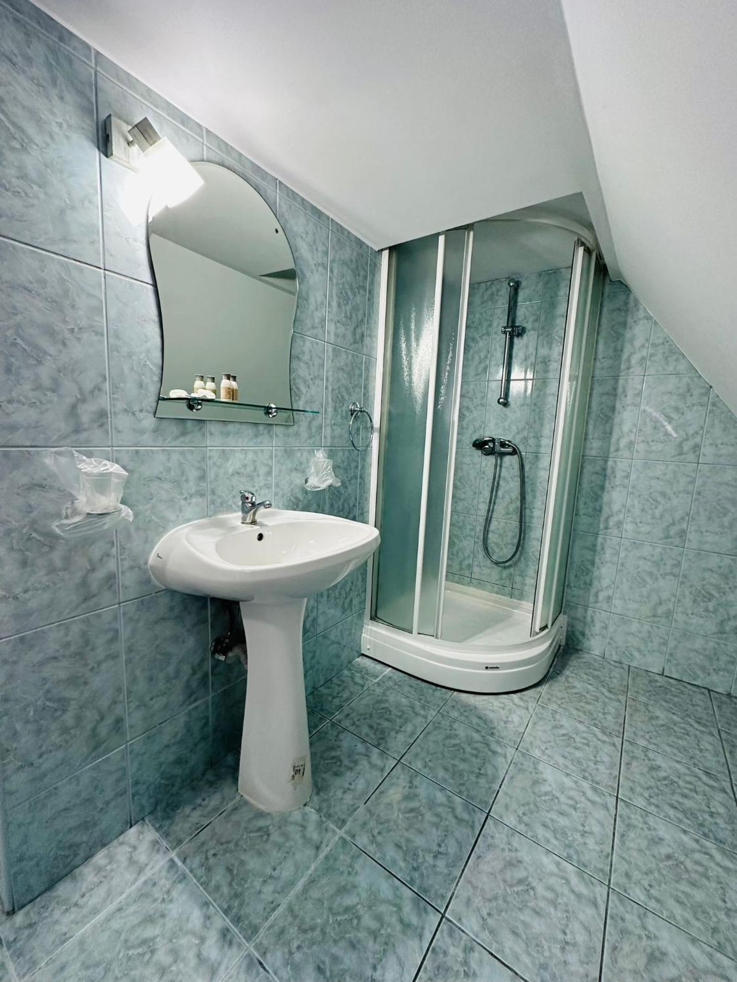 Rapsodia Sinaia Bed & Breakfast Bagian luar foto