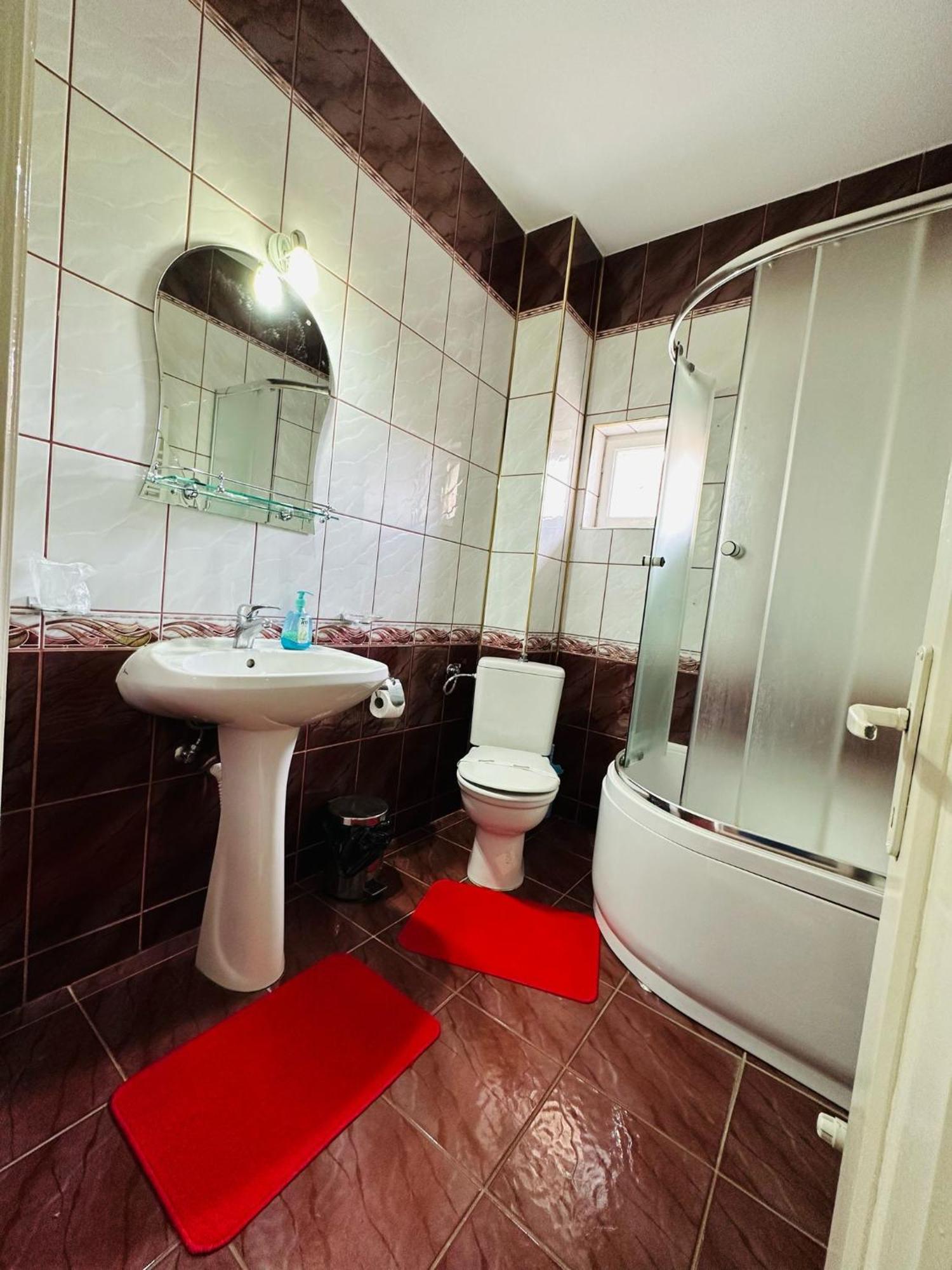 Rapsodia Sinaia Bed & Breakfast Bagian luar foto